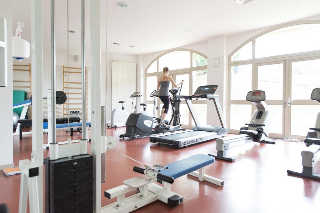 Hotel *** & Spa Vacances Bleues Villa Marlioz Aix-les-Bains Bagian luar foto